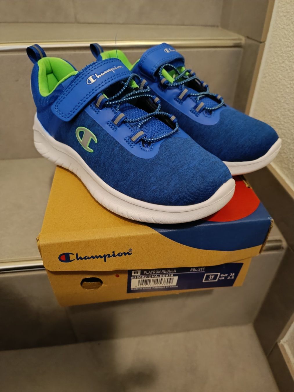 Scarpe per ragazzi: Champion Sneaker 34 (35) – Nuovo e nell'imballaggio originale da Wohlen AG venduto da Fabe3