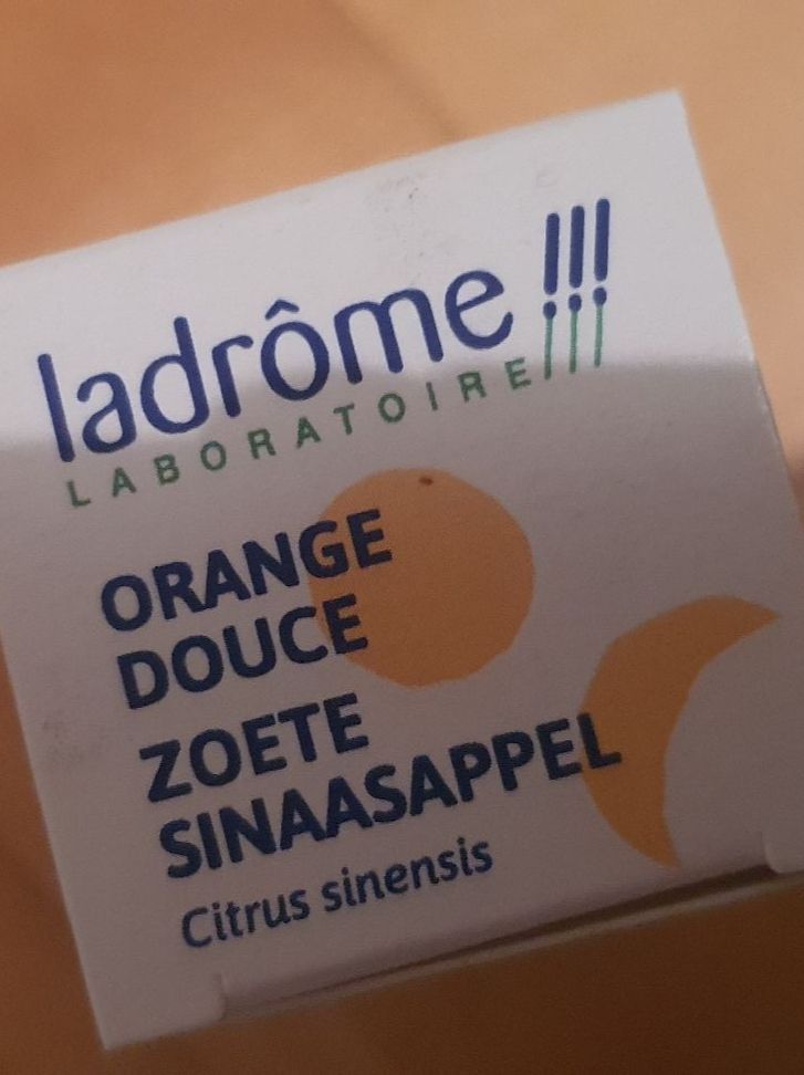 Huiles essentielles: Ladrome Ätherisches Orangenöl, digestione, digestive, orange – Neuf avec emballage d'origine à Zollikerberg par Nice_Name 2