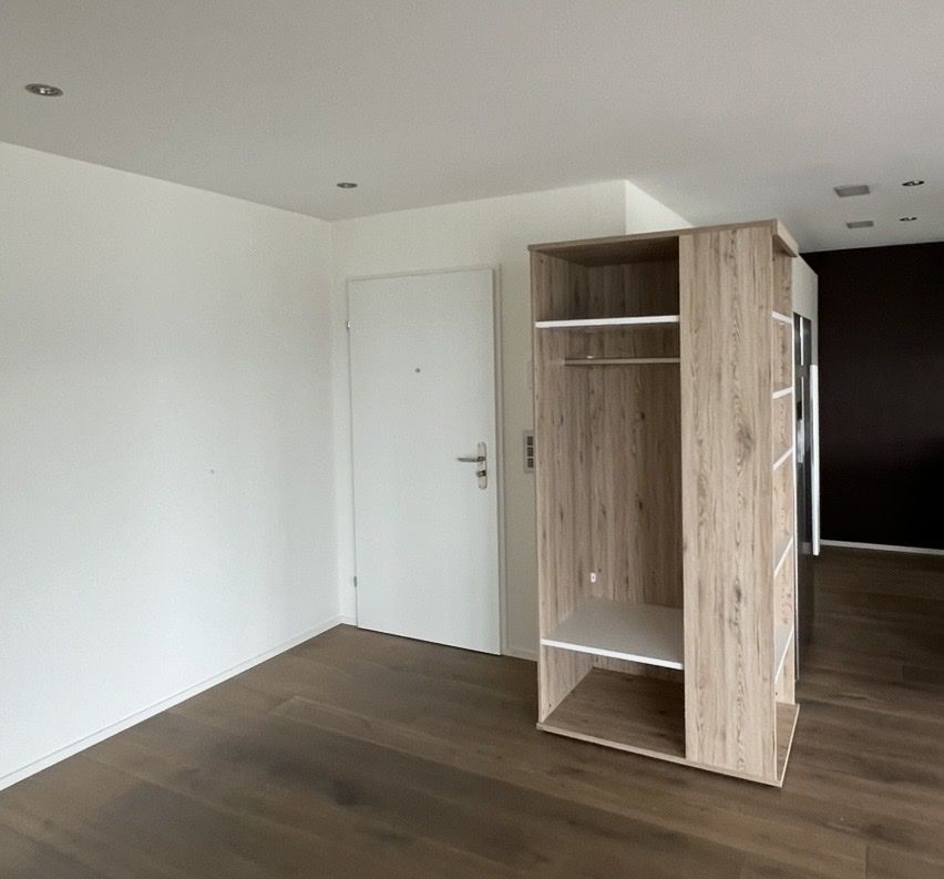 Guardaroba:  Garderobe aus Holz - Neuwertig – Usato da Wallisellen venduto da born2be