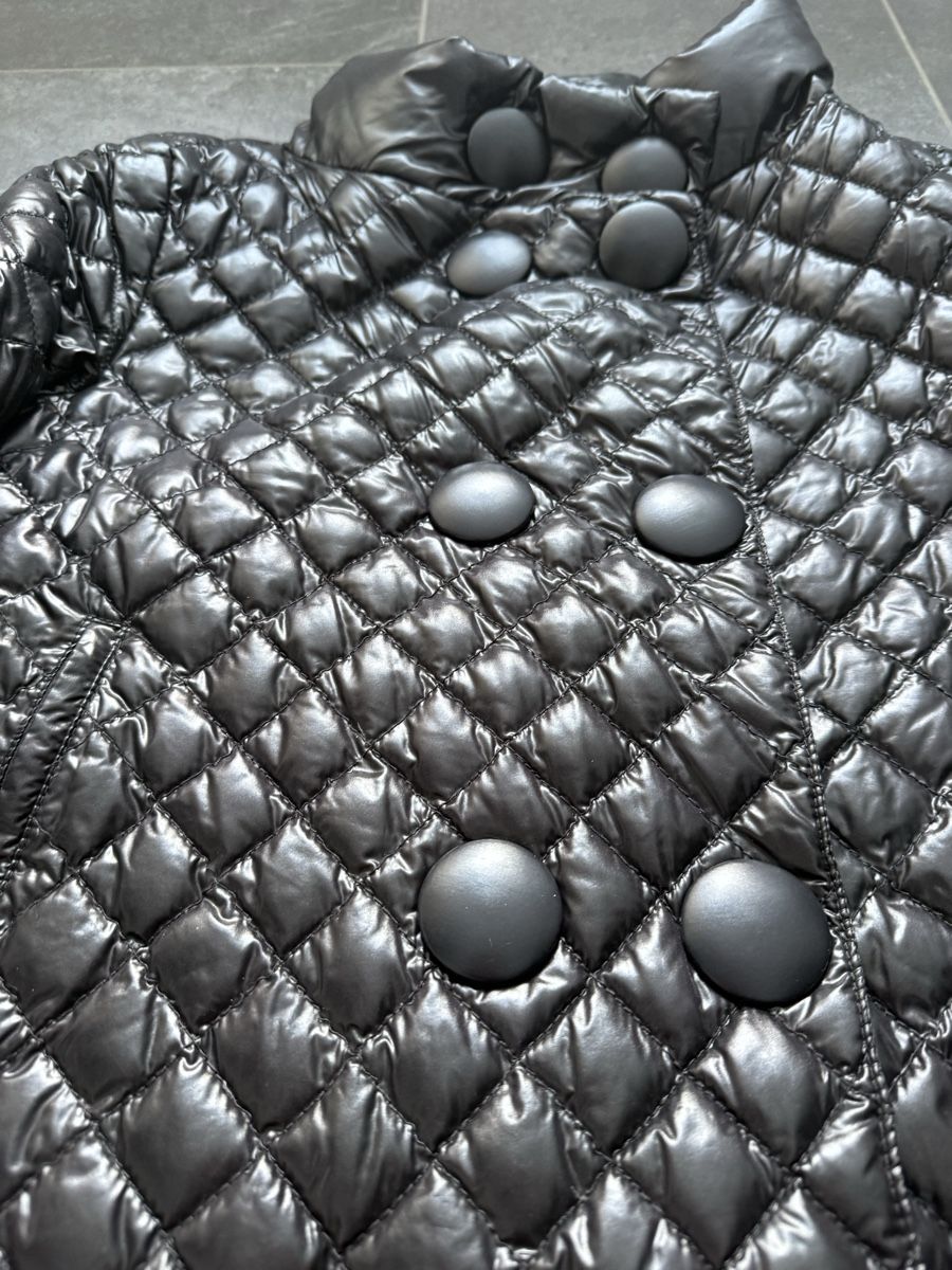 Moncler Giacche: Vintage Moncler Daunenjacke – Nuovo (secondo la descrizione) da Ebikon venduto da nat_jzh5 2