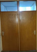 2 porte con finestra fissa 