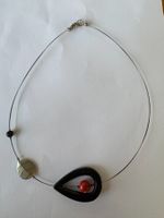Collier fantaisie goutte