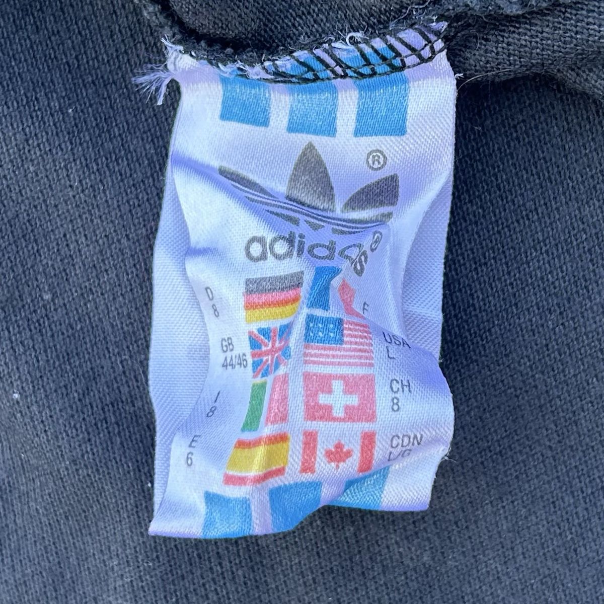 Adidas Magliette Polo: Vintage Adidas poloshirt – Usato da brent venduto da fukusapes 3