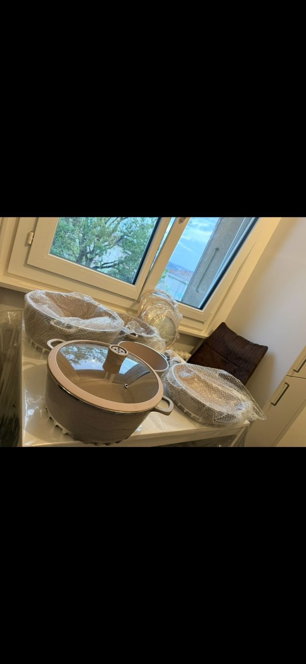 Pentole: Batterie de cuisine complète Neuve – Usato da Prilly venduto da Aidima 3