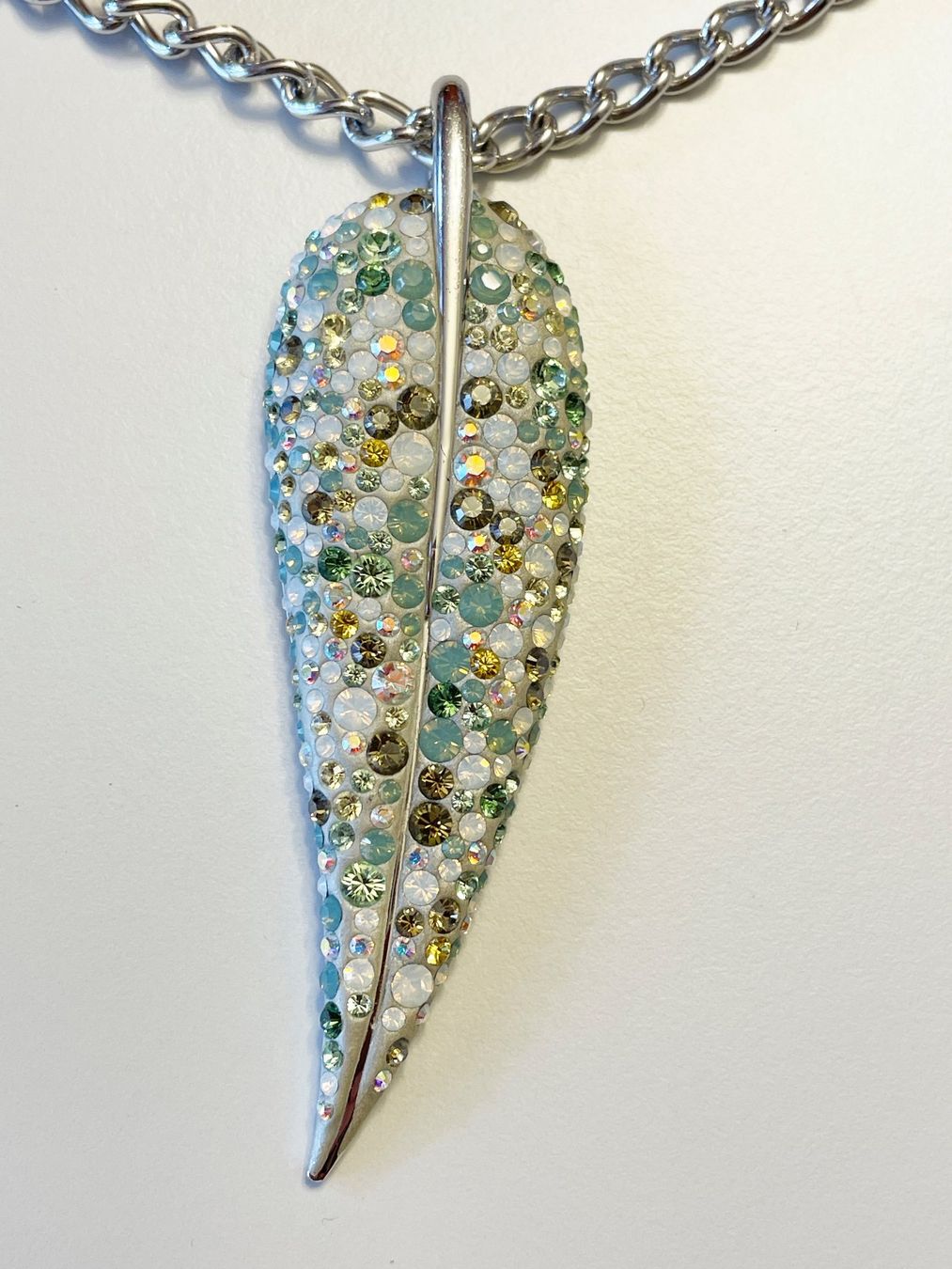 Swarovski Catenine: Kette mit Ohrhänger von Swarovski – Usato da Chur venduto da elifor 1