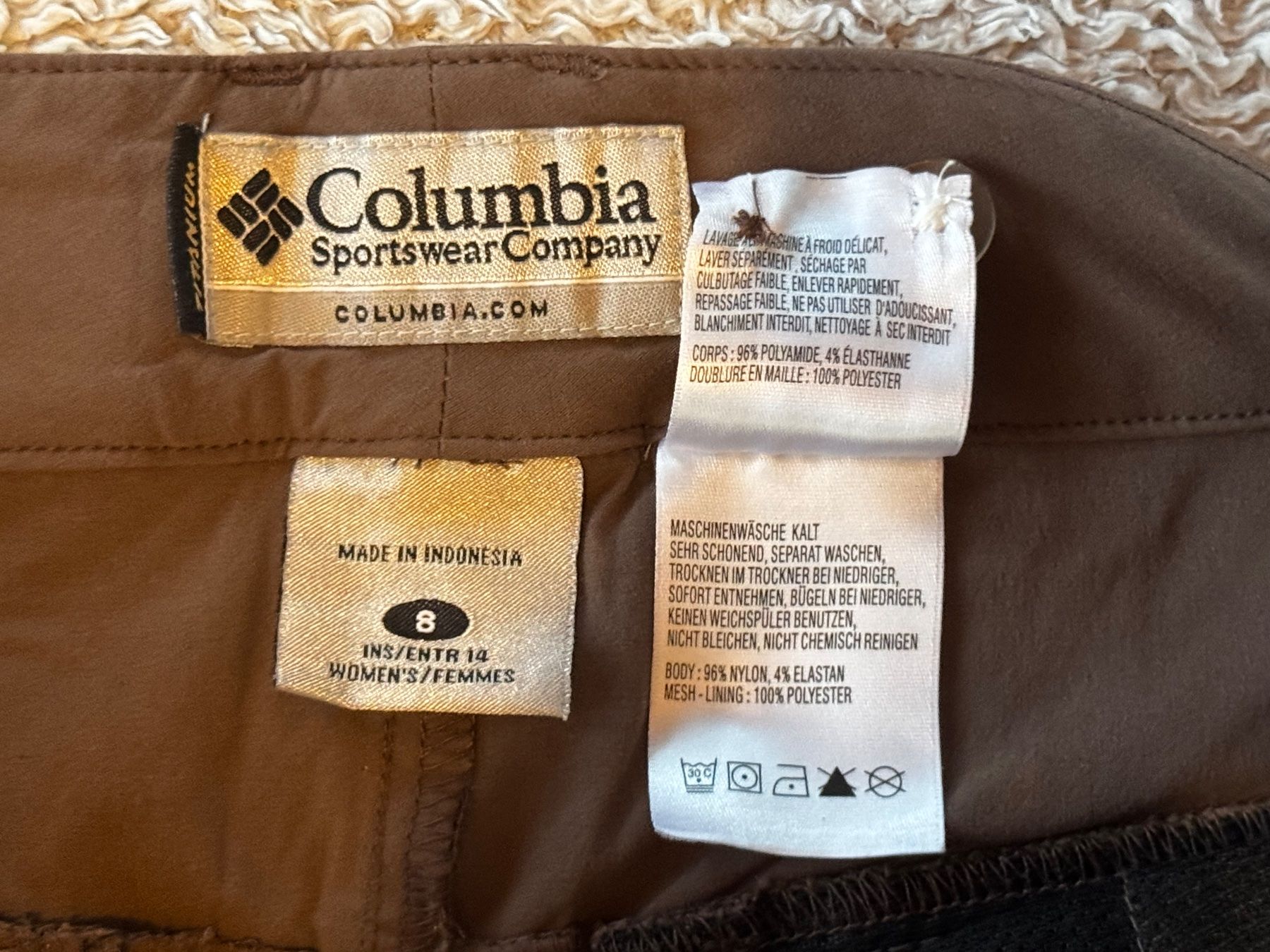Columbia Pantaloni: Pantalon 1/2 Columbia gr. 8 – Usato da Ovronnaz venduto da Etagne68 3