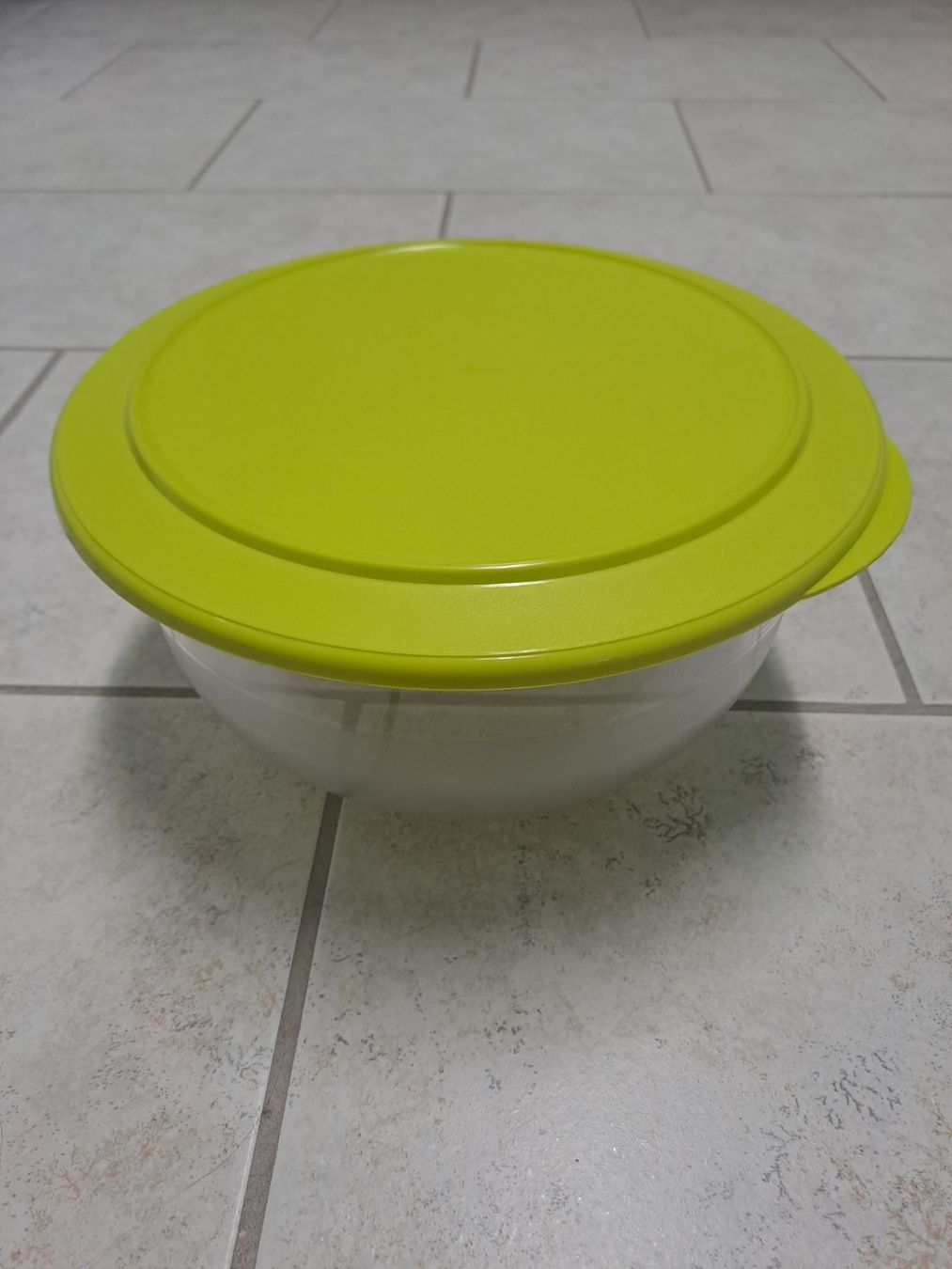 Schalen: Schüssel Tupperware – Neu (gemäss Beschreibung) aus Wohlenschwil von lin_vx8g
