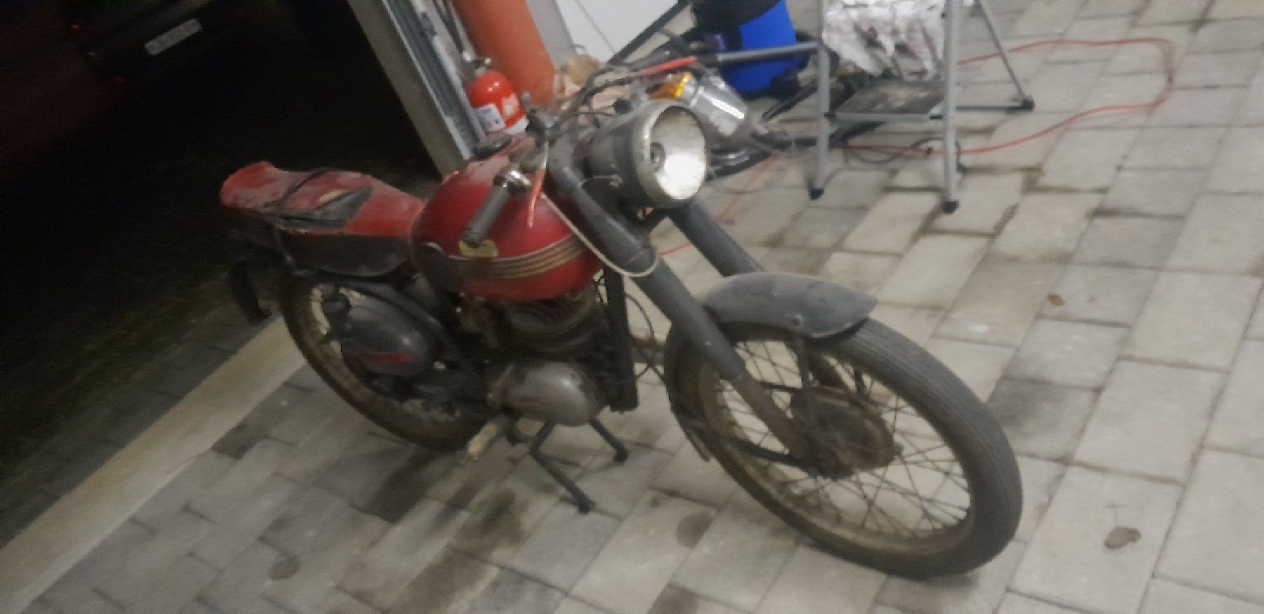Strasse: Moto Parilla 150 1955 – Gebraucht aus Courgenay von