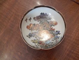 Schale Keramik mit Blumenmotiv und Vögeln handbemalt