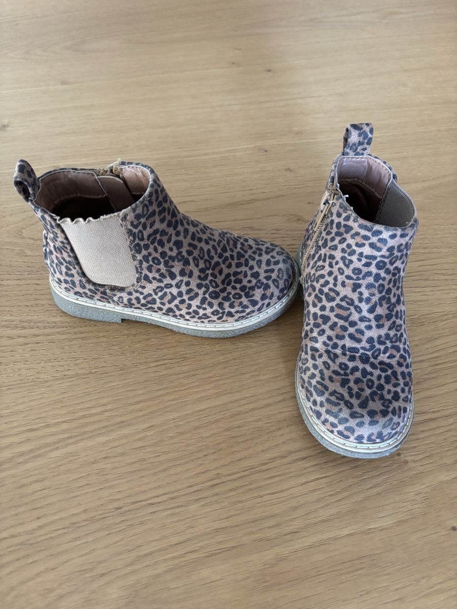 Schuhe für Jungen: Bottine 25 – Neu (gemäss Beschreibung) aus Conthey von deb_29ww 1