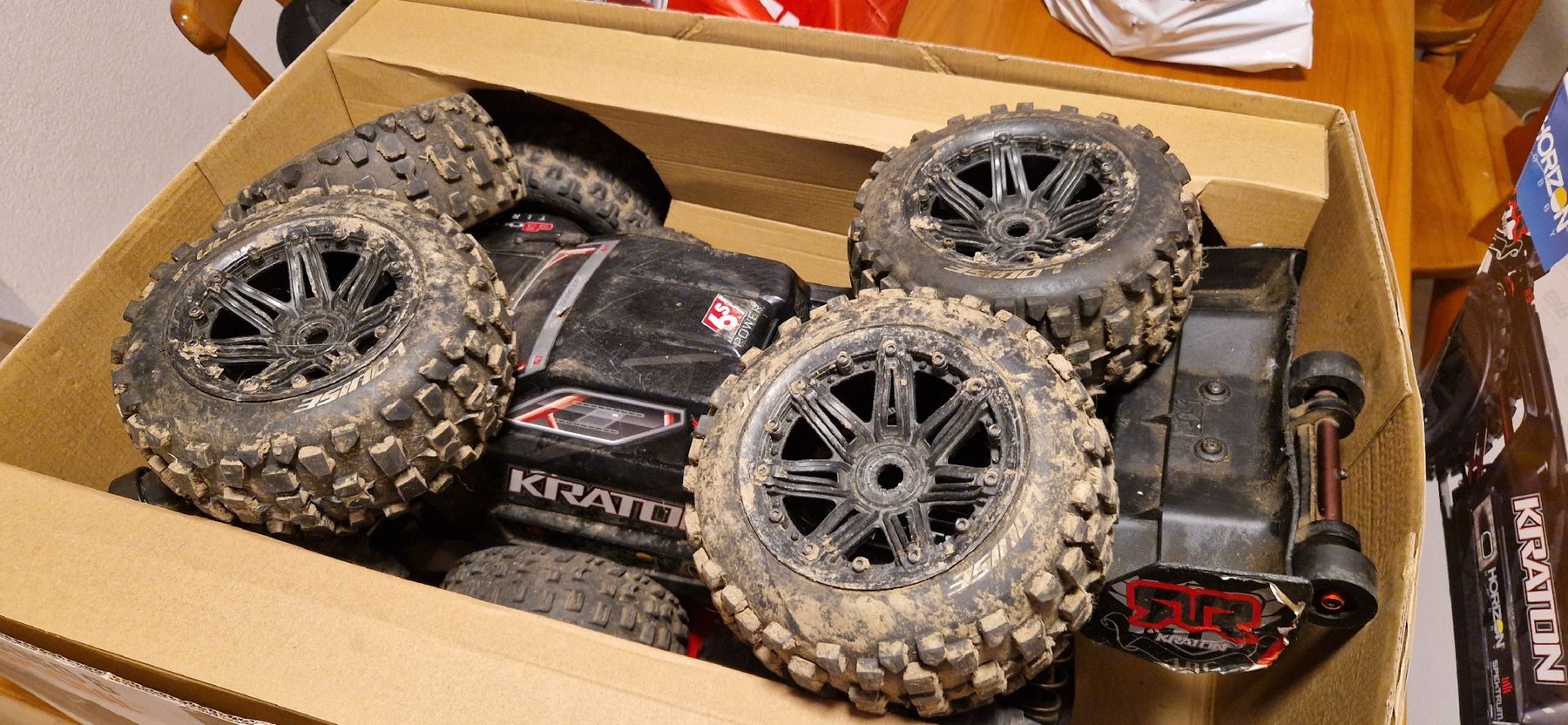 Arrma Modellismo RC: RC Arrma kraton exb 6s – Usato da Matzendorf venduto da LeoRc 6