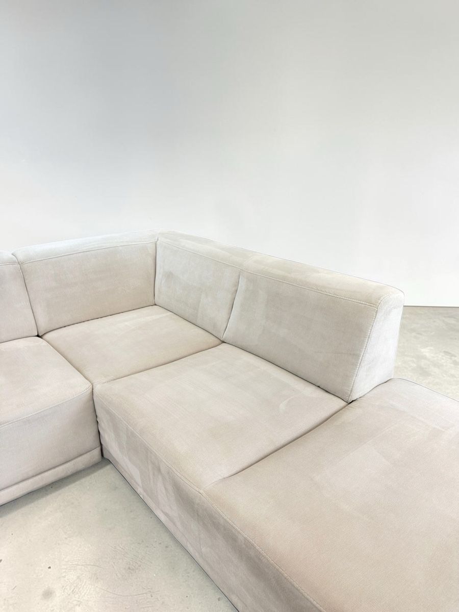 Divani: Ecksofa Creme-Silber aus Alcantara – Usato da Bachenbülach venduto da Sofalab.swiss 2