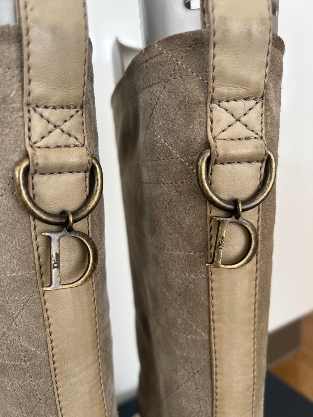 Dior Damenschuhe: Bottes DIOR – Gebraucht aus Founex von vil_hyz2 3