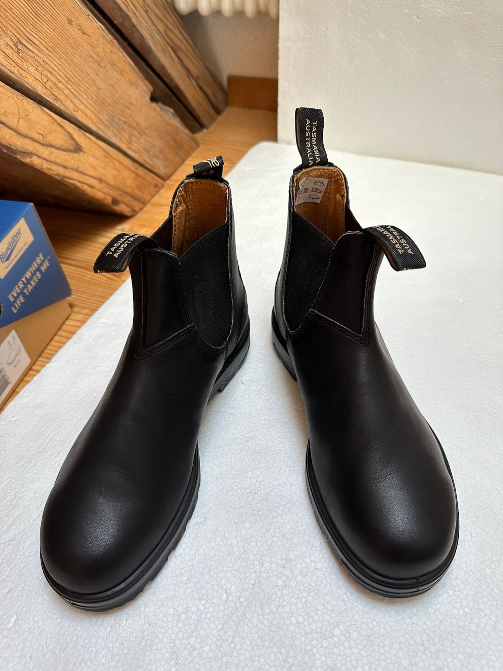 Blundstone Scarpe da uomo: Blundstone Classics 558 Gr. 41 schwarz neu! – Nuovo e nell'imballaggio originale da Gümmenen venduto da FelizitasHermann