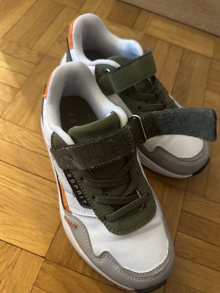Esprit Chaussures garçon: Esprit Sneaker, Gr. 32 – D'occasion à Neuenhof par prada010 5