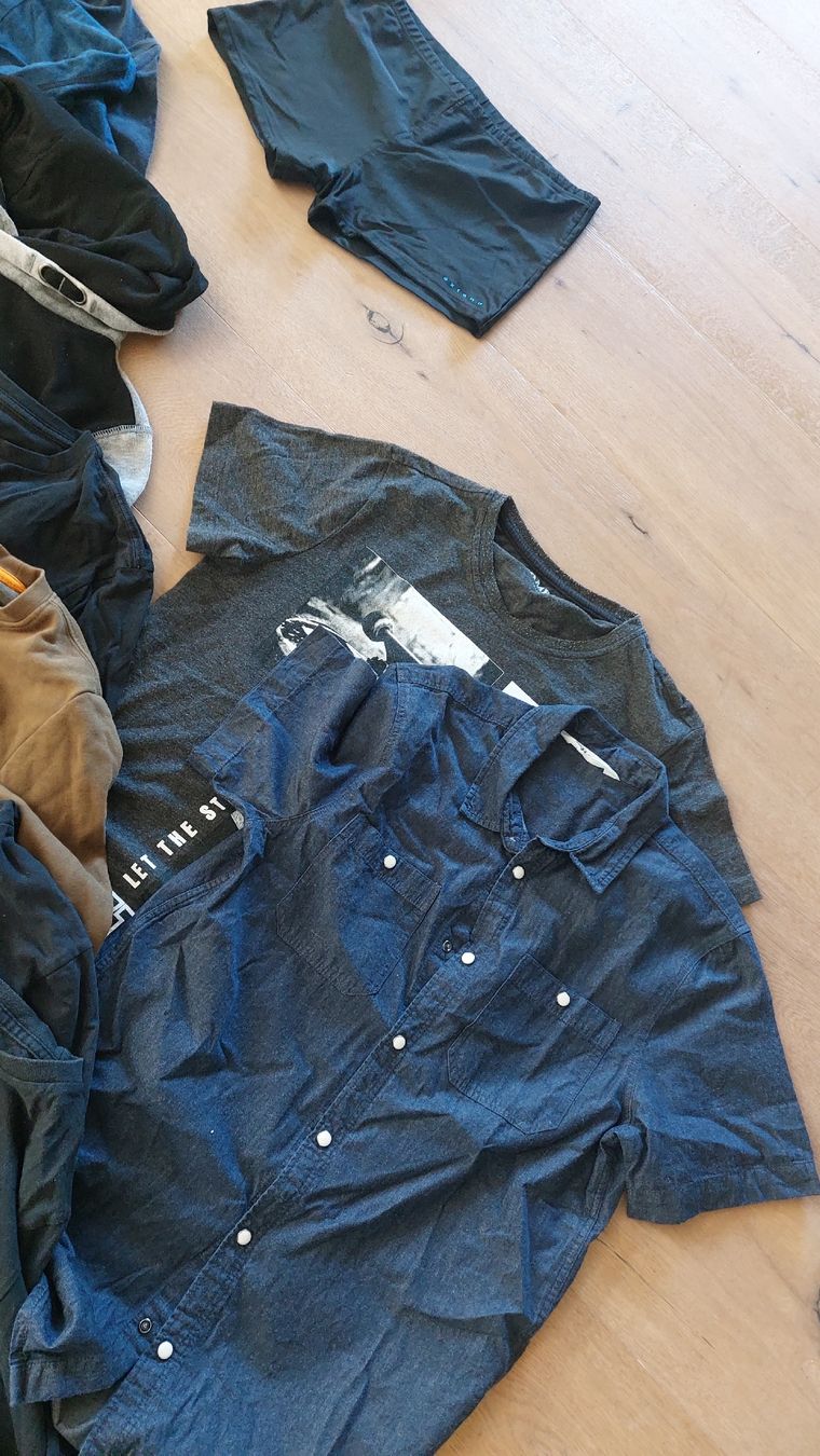 Lotti & Set di vestiti: Kleiderpaket Jungs Gr. 176, 16 Teile – Usato da Würenlos venduto da Ionni 7