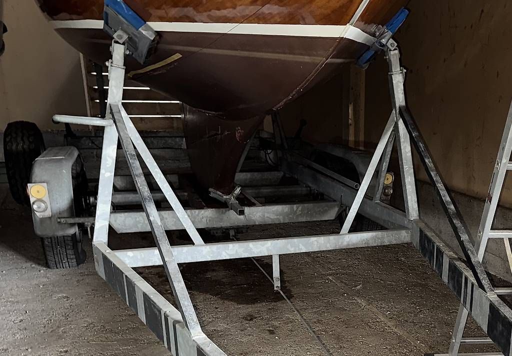 Harbeck Rimorchi: Bootsanhänger Harbeck BT2000 – Usato da Thalwil venduto da pza_55h7 1
