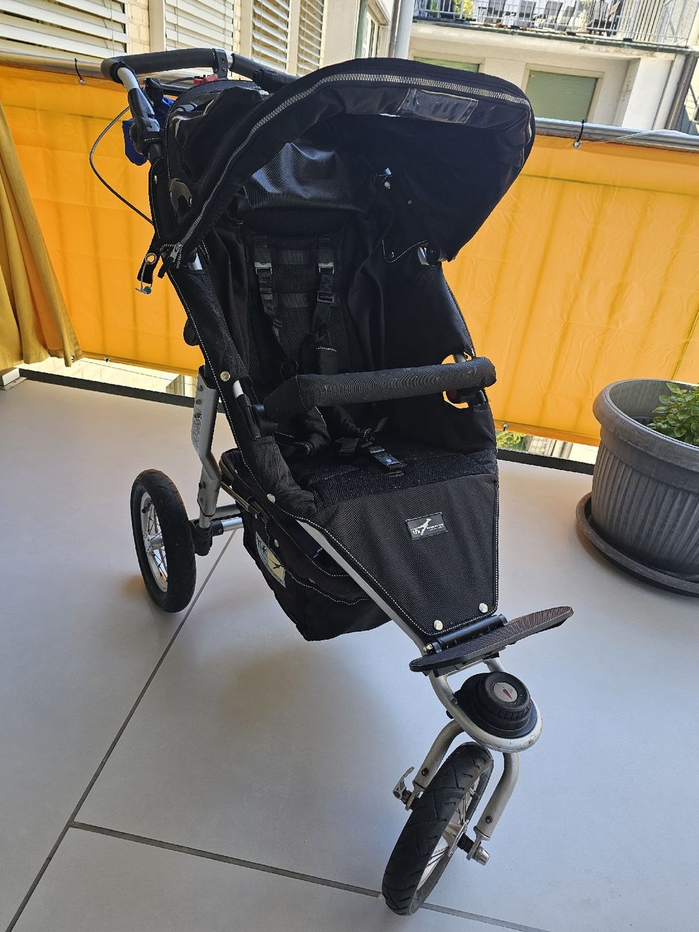 TFK Kinderwagen: Kinderwagen TFK Twist Joggster – Gebraucht aus Basel von Fered 1