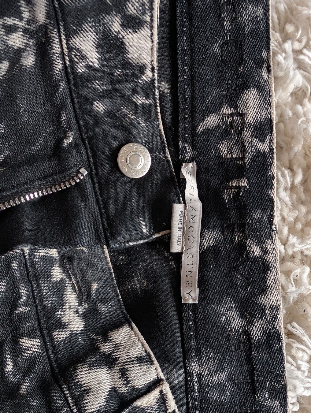 Stella McCartney Jeans: Stella McCartney Jeans, Size 27, excellent condition – Nuovo (secondo la descrizione) da Basel venduto da ian_z6t8 6