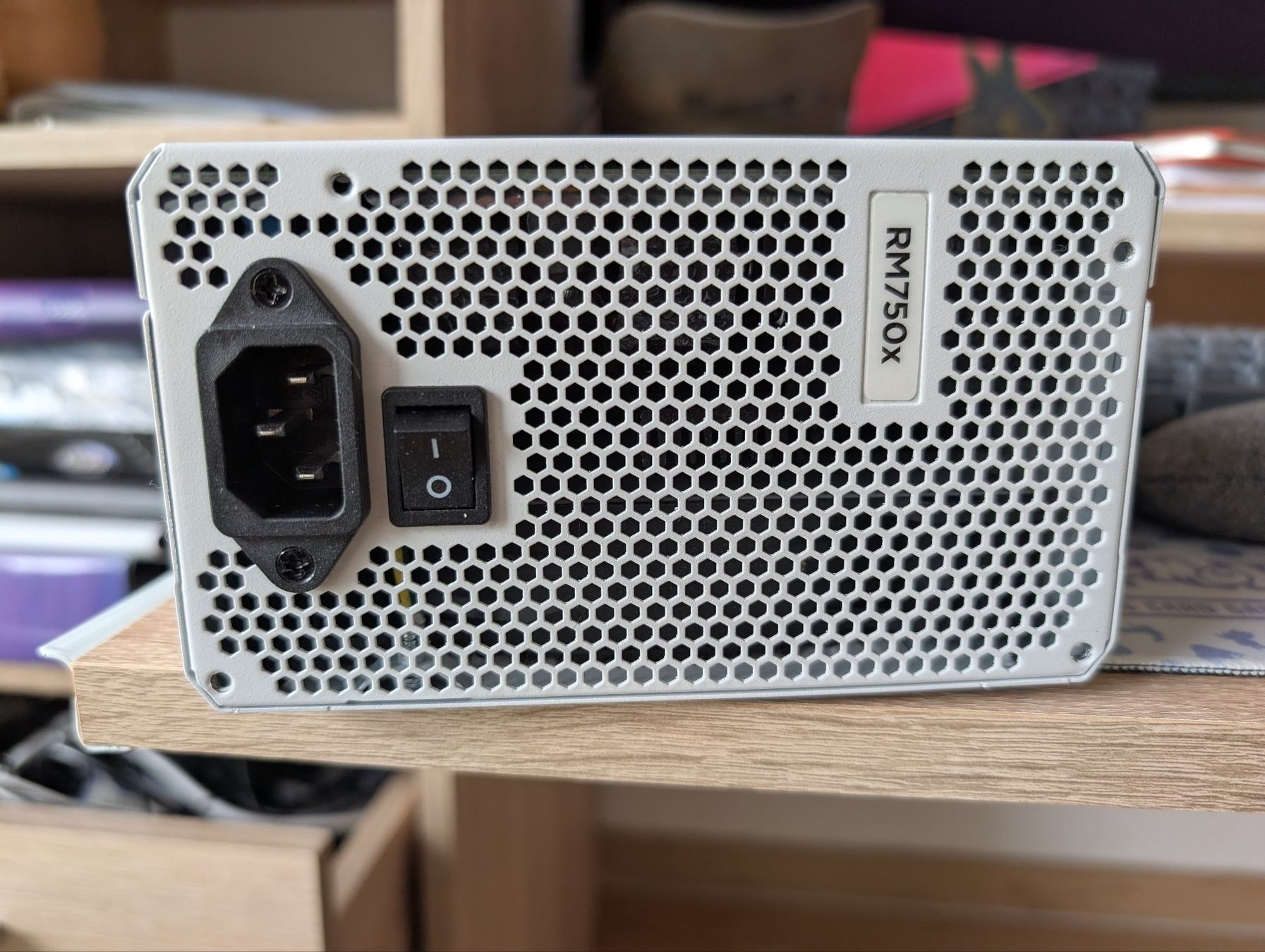 Corsair Elektronikbauteil: Corsair RM750x – Gebraucht aus Le Mouret von XanSolo 3