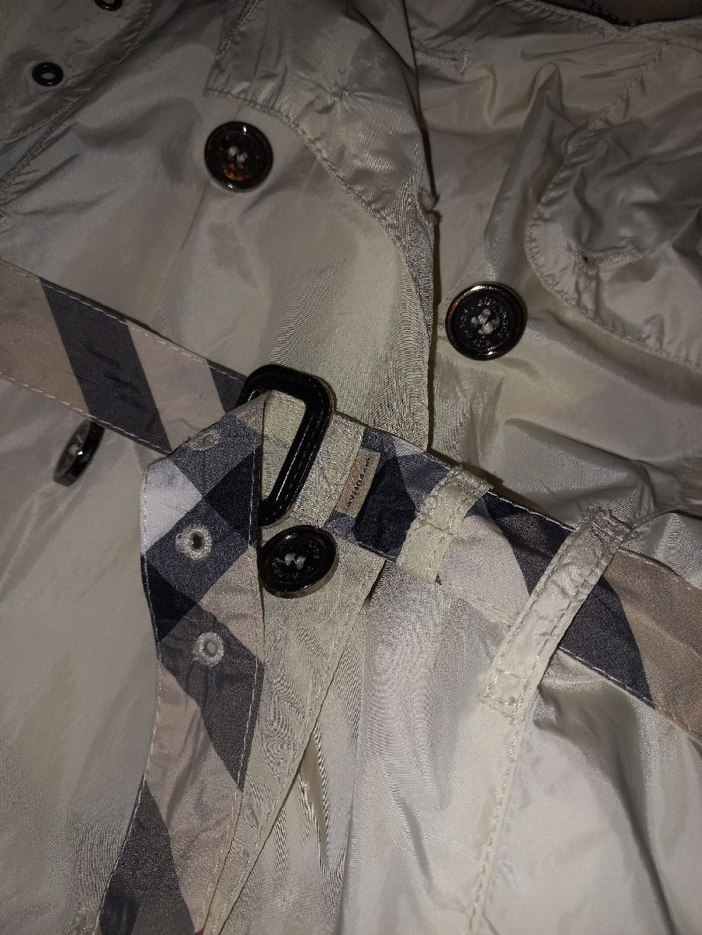 Burberry Giacche & Cappotti: Manteau Burberry 104 – Usato da Ovronnaz venduto da Ma-94-hey 4