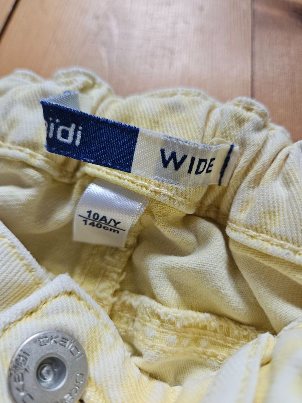 Pantaloni: 2 wide leg Jeans 134 – Usato da Rifferswil venduto da fle_5nqr 5