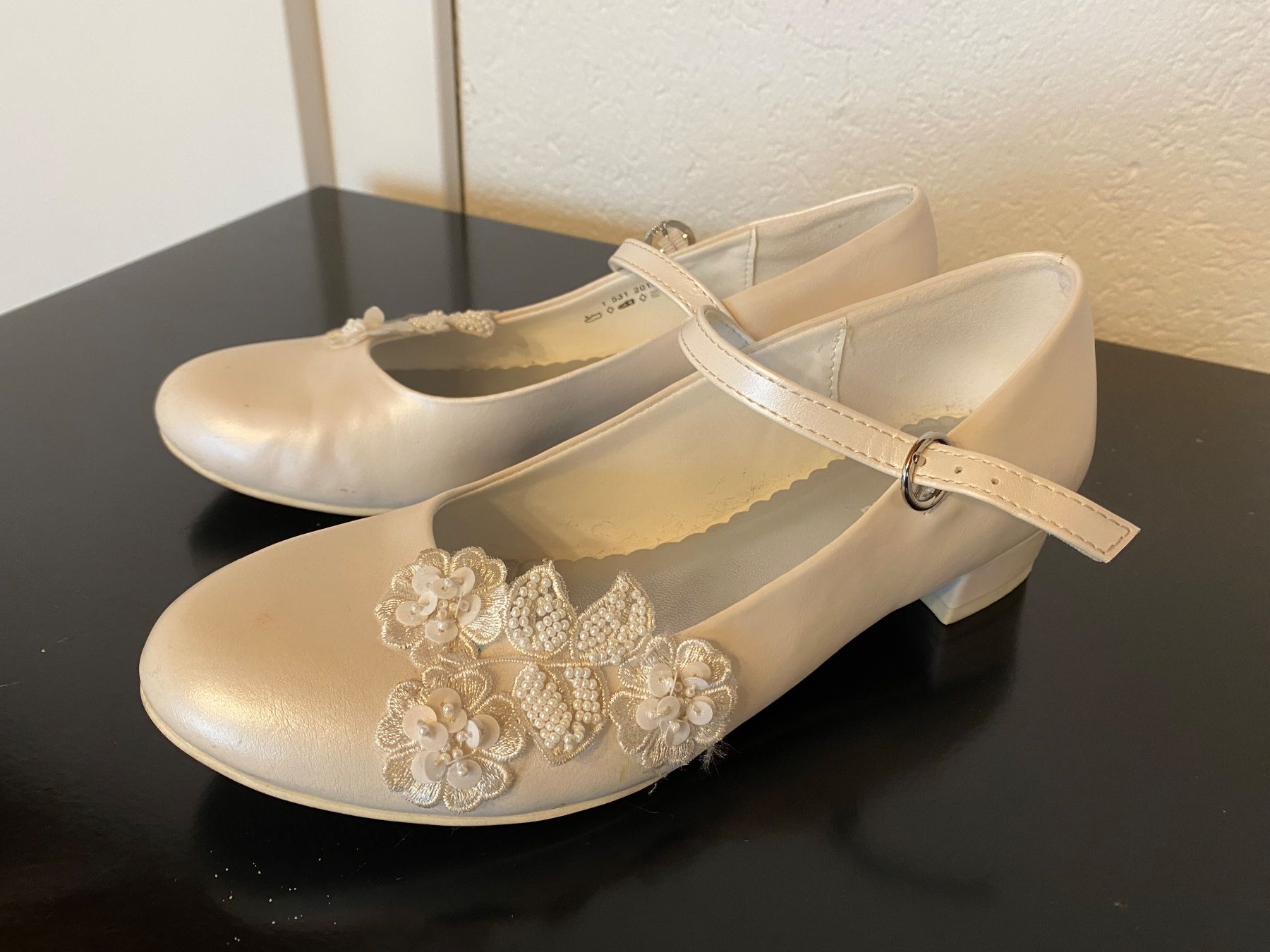 Scarpe per ragazzi: Weisse Schuhe – Usato da Beinwil am See venduto da lol_j8dy