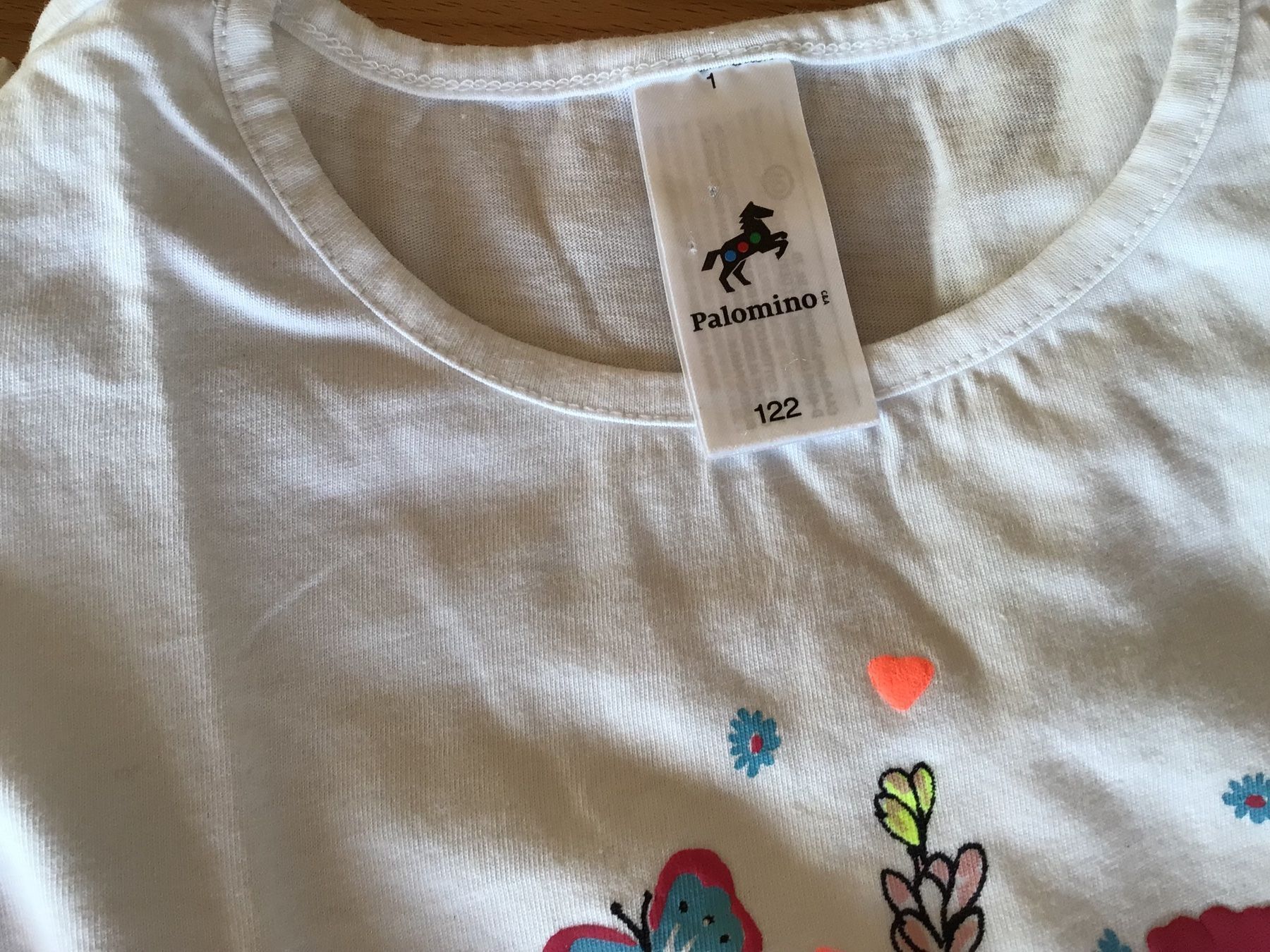 Maglioni & Felpe: 3 Langarmshirts Gr. 122 – Usato da Schinznach Dorf venduto da Balz1968 1