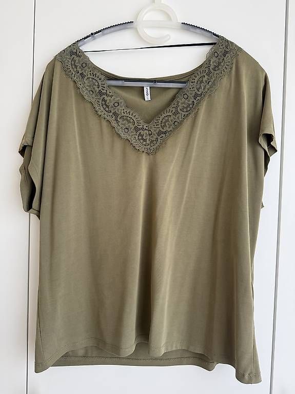 T-shirt: Grünes T-Shirt, Gr L – Usato da Zürich venduto da mel_v8qp