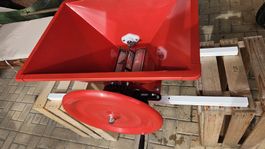 Obstmühle manuell mit Handkurbel, ungebracht NEU