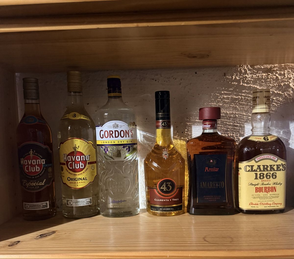 Altro: 6 Flaschen Alkohol – Nuovo (secondo la descrizione) da Bülach venduto da Kadafmafia