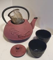 Teekanne mit 2 Tassen Gusseisen 