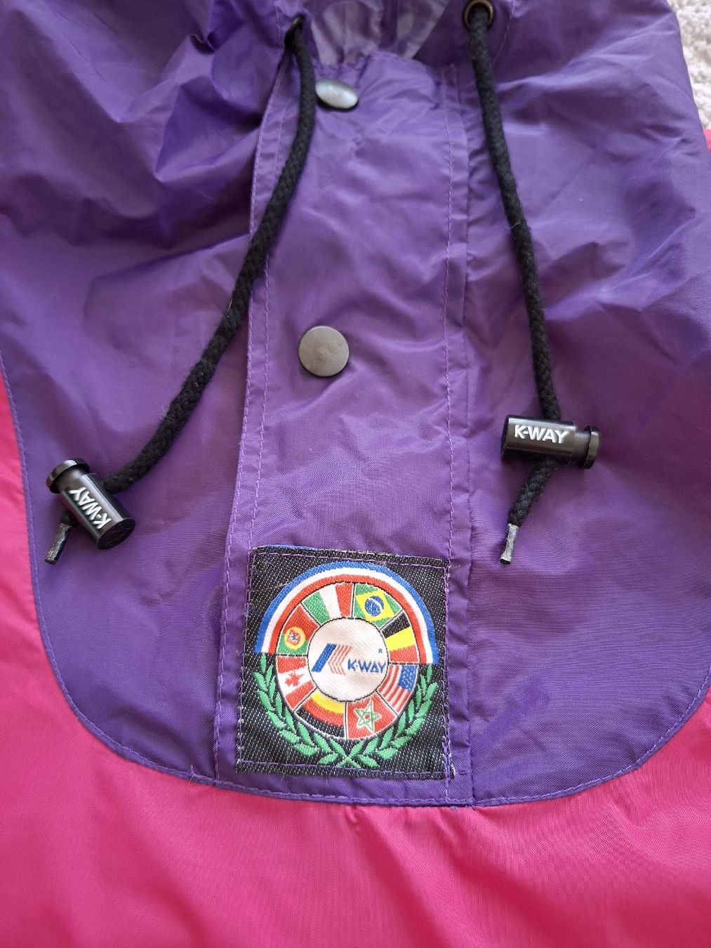 Jacken: Veste K-Way multicolore à capuche  – Gebraucht aus Renens VD von ser_j2fn 1