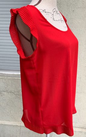 Superbe débardeur rouge manches plissées MOTIVI fin XS-S