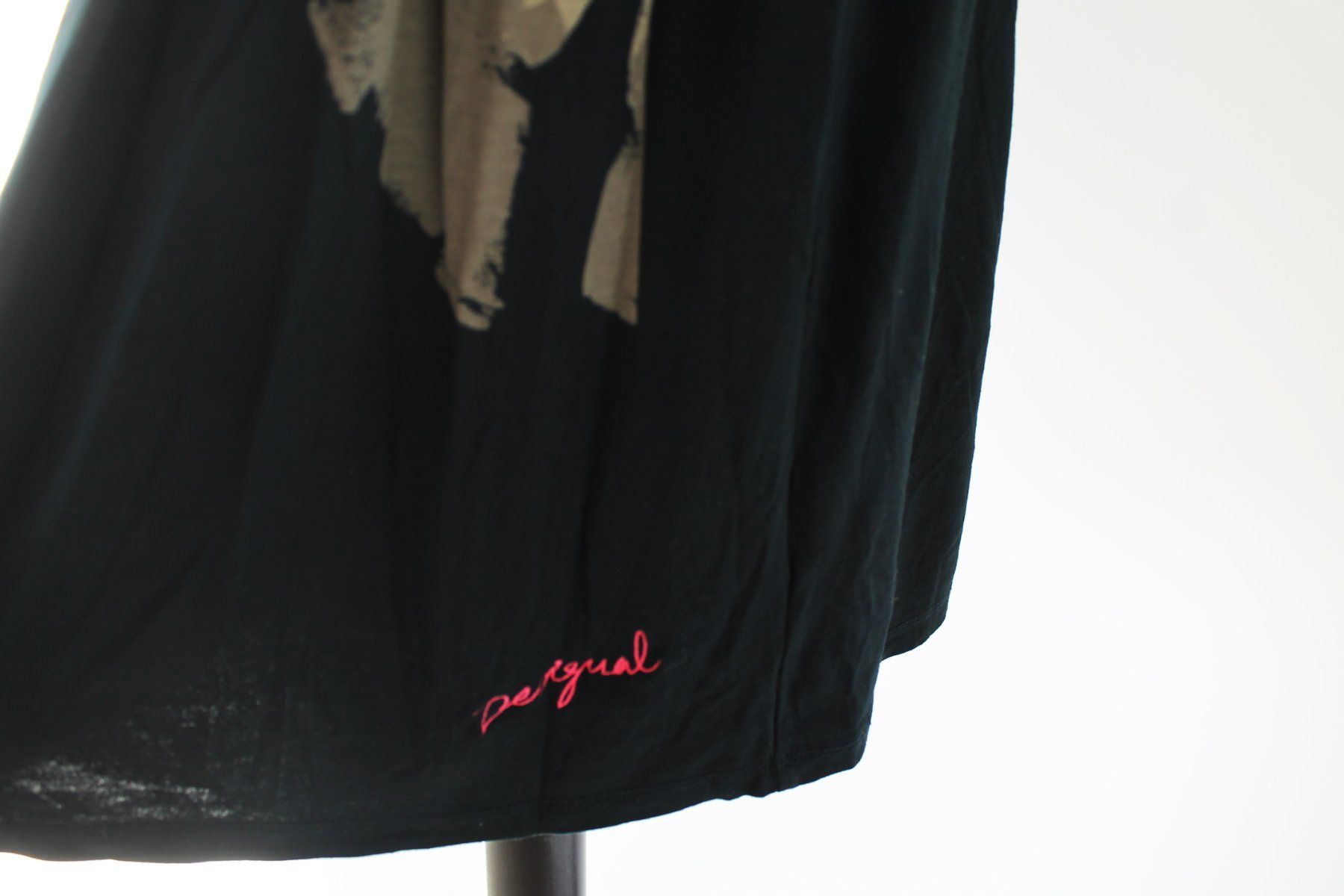 Desigual Kleider: Robe DESIGUAL taille XL – Gebraucht aus Chez-le-Bart von jasse 1