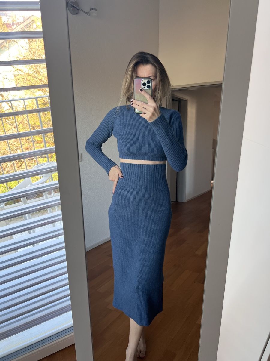 Completi & Tailleur: KNITEL Wool Blend Ribbed Knit Set – Usato da Goldau venduto da Kseniya123