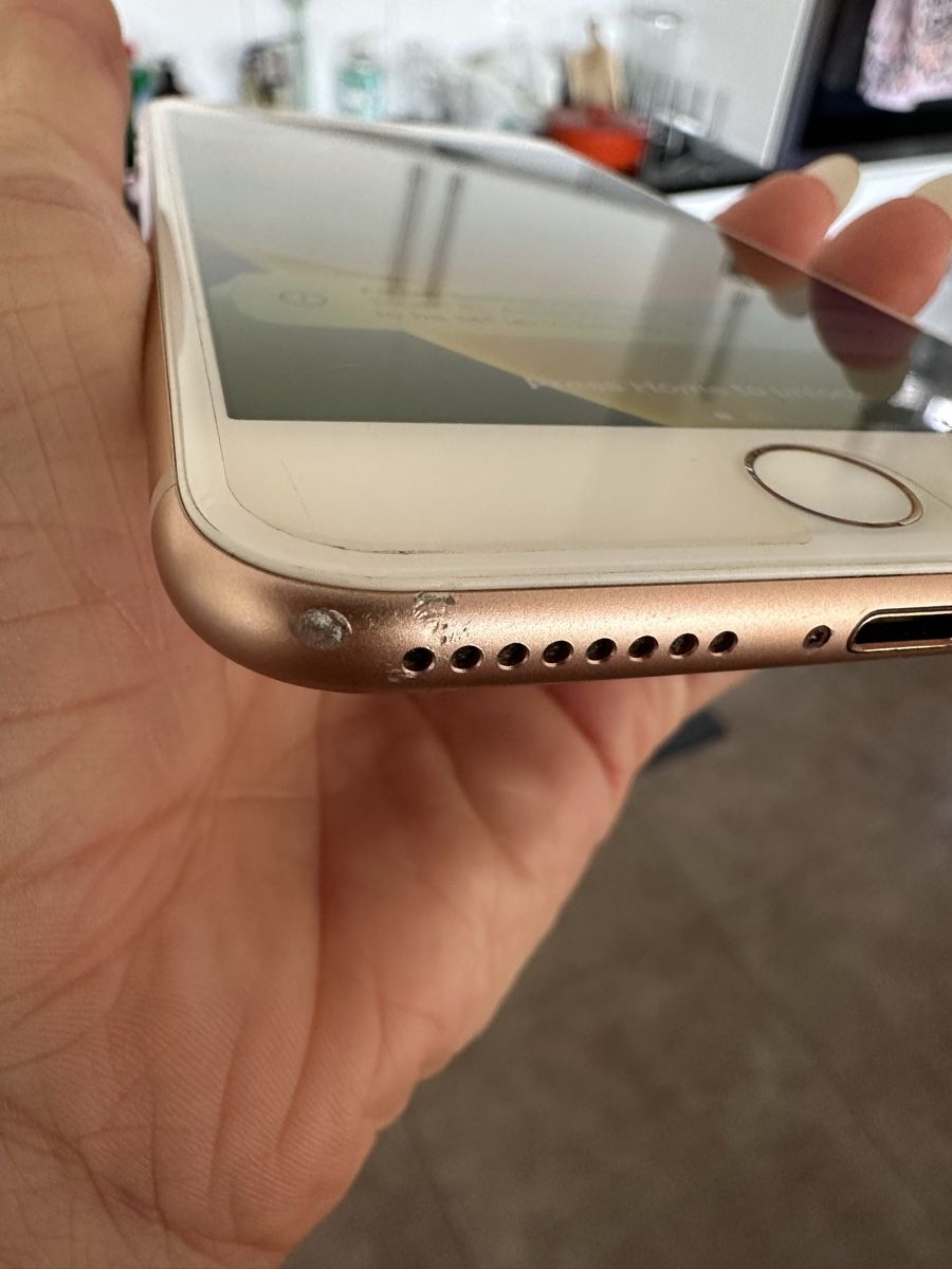 Apple Telefoni cellulari / Smartphones: iphone 8plus rose 256gb – Usato da bözberg venduto da amy_7wz8 3