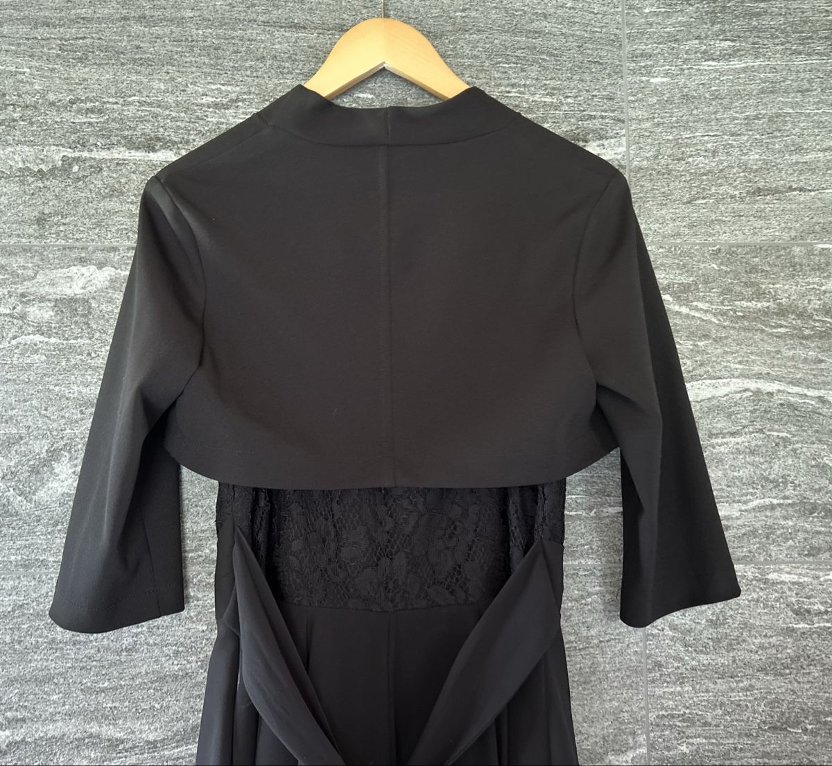 Vestiti: Schwarzes Kleid + Bolero – Usato da Lumbrein venduto da luapac_amy 4