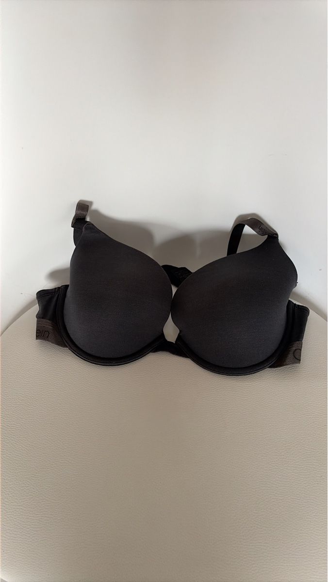 Calvin Klein Altra biancheria intima: Calvin Klein BH Schwarz Grösse 80c – Usato da Opfershofen TG venduto da dan_nxk8