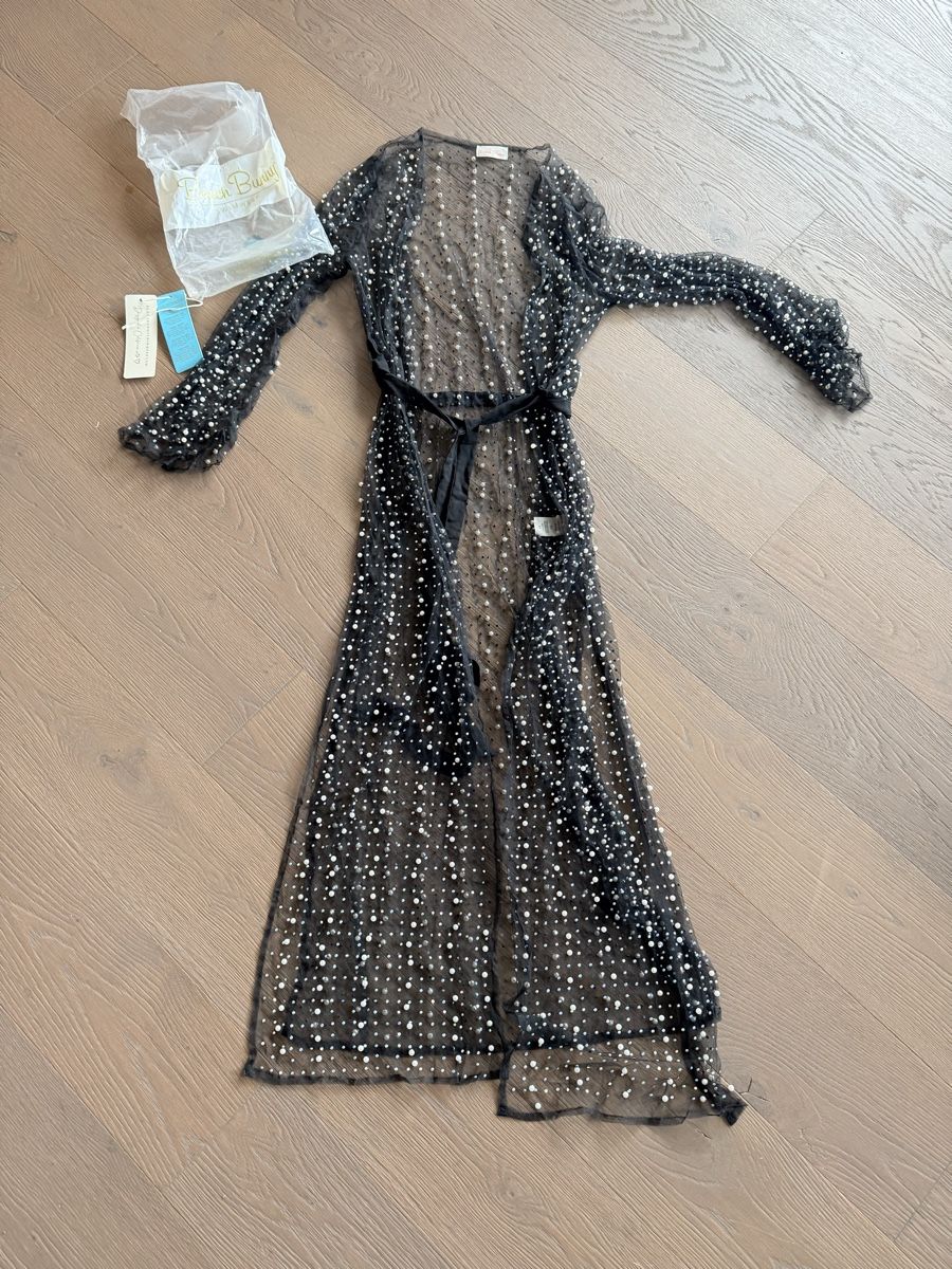 Costumi da bagno & Bikini: Beach bunny bikini cover up  – Usato da Melide venduto da Nikola-123 3