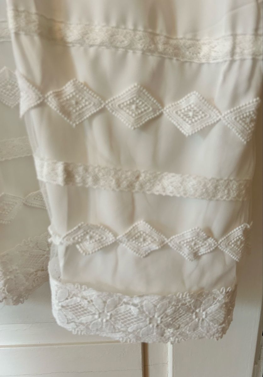 Vestiti: White Lace Dress, never worn, size Medium. – Nuovo e nell'imballaggio originale da Zürich venduto da Mistral61 5