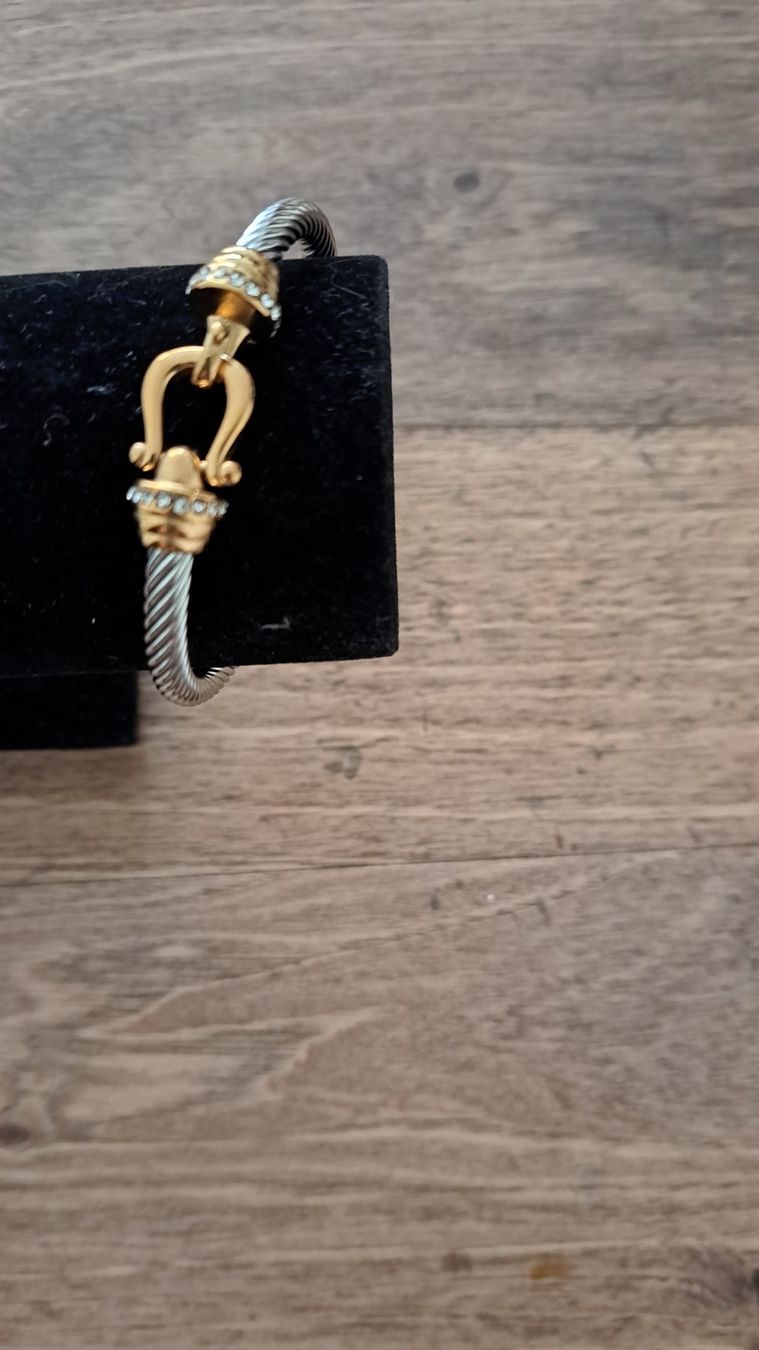 Bracciali & Braccialetti: bracelet cable avec mousqueton doré – Nuovo (secondo la descrizione) da Chêne-Bourg venduto da n4r_7kyb