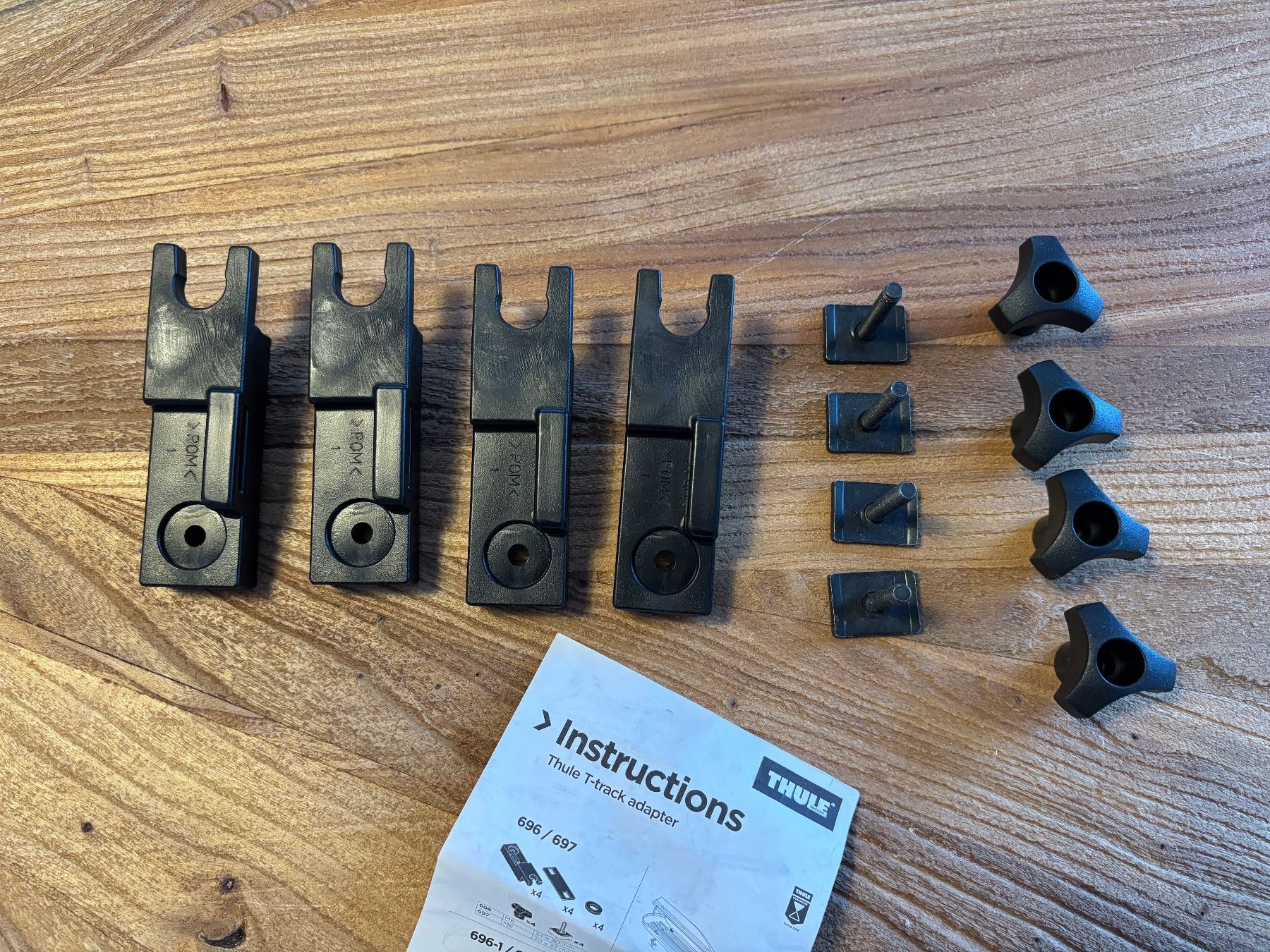 Thule Portapacchi: Thule T-Track Adapter | Neu – Usato da Einigen venduto da peaksnapper 4