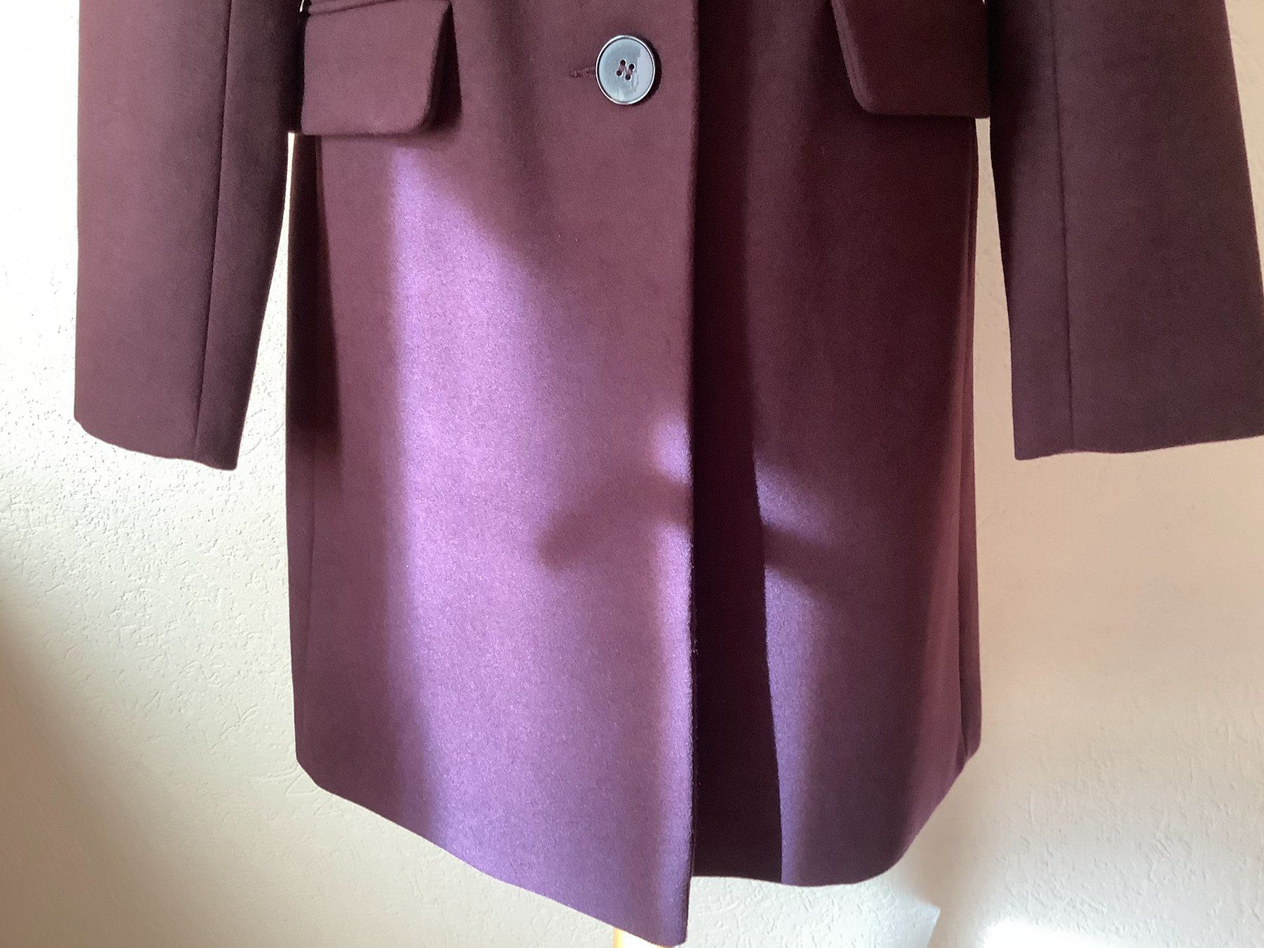 Cappotti: NEW Warehouse Burgundy Winter Coat 36 – Nuovo e nell'imballaggio originale da Founex venduto da sweetcouture 3