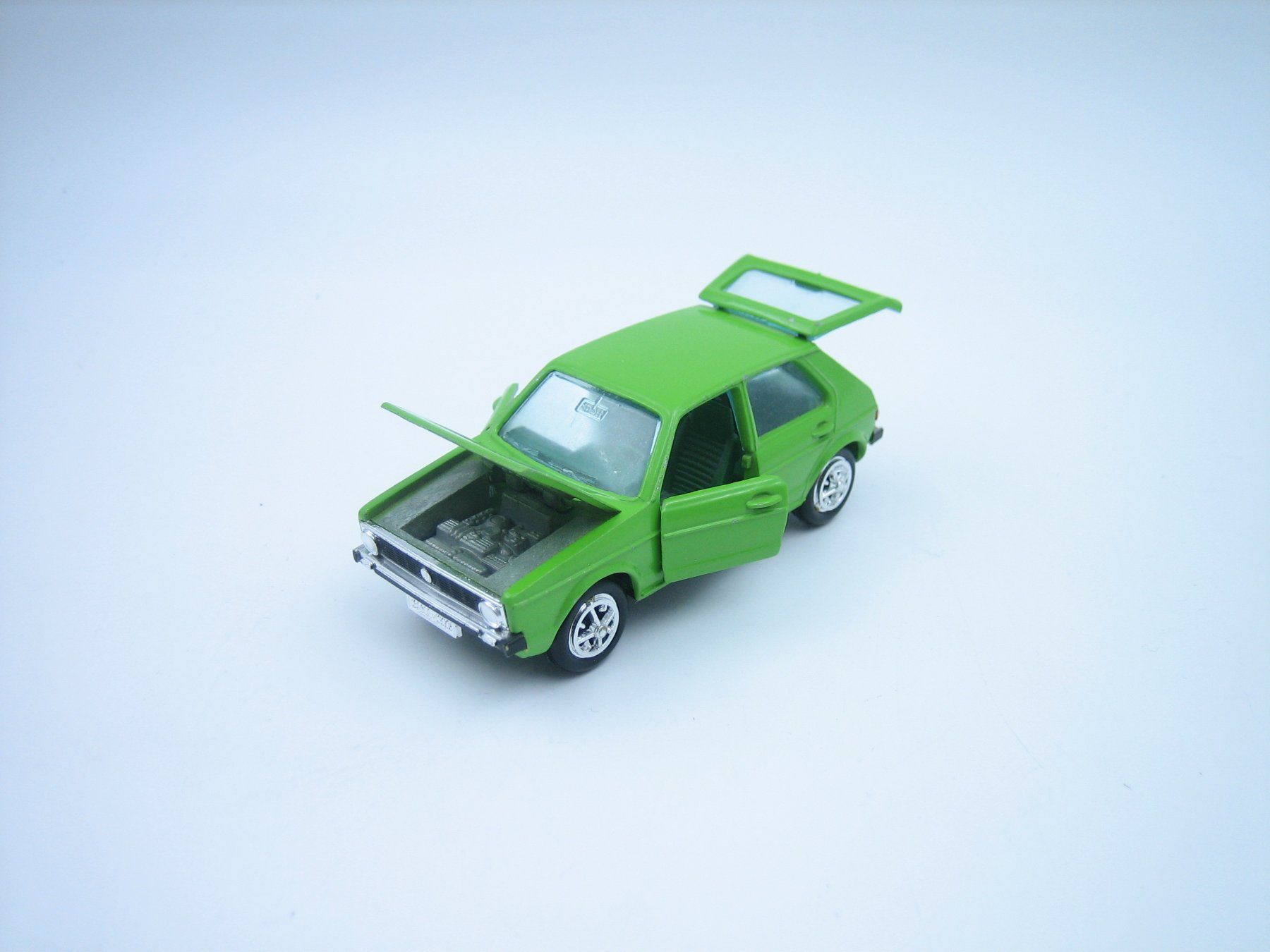 Gama Modellini d'auto: VW Golf Gama Mini 1:43 – Usato da Zürich venduto da Tomi118 5