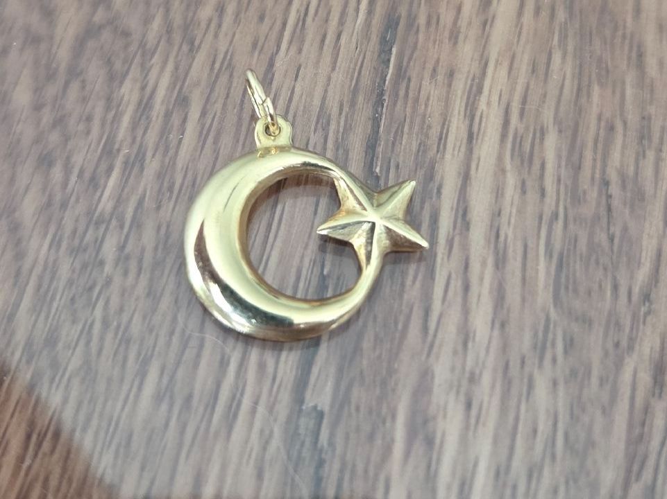 Ciondoli: 18K Gold Anhänger Mond und Stern – Usato da St. Margrethen SG venduto da CNC-Tech