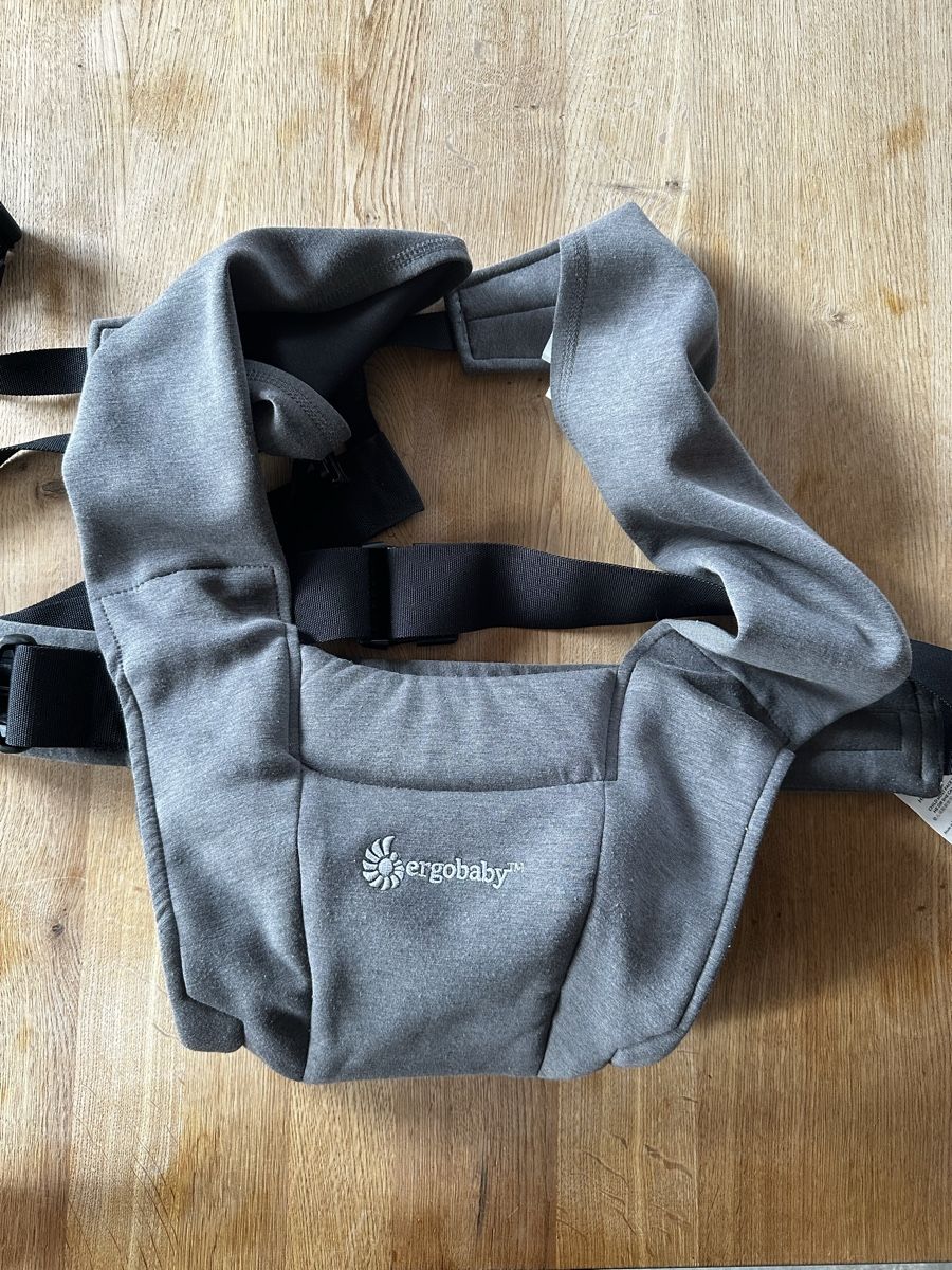 Ergo Baby Marsupi portabebè: Babytrage Embrace von Ergobaby – Usato da Schönenberg ZH venduto da and_8wr9 1
