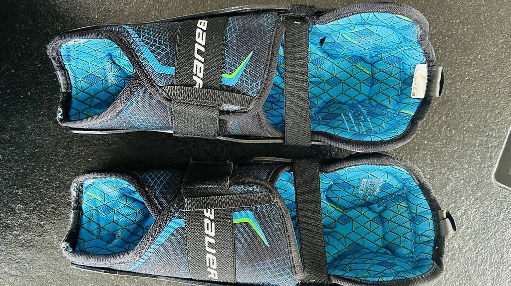 Bauer Protezioni & Imbottiture: Bauer Supreme Eishockey Schienbeinschutz – Usato da Bottighofen venduto da andreamail 1