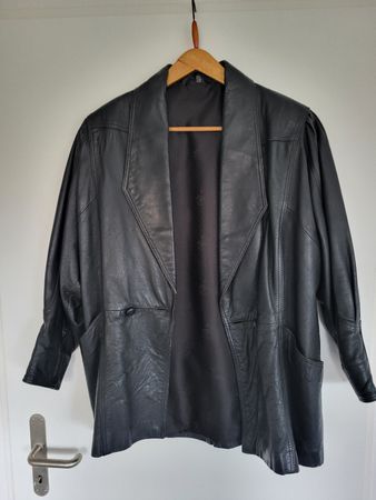Damenlederjacke Grösse 38