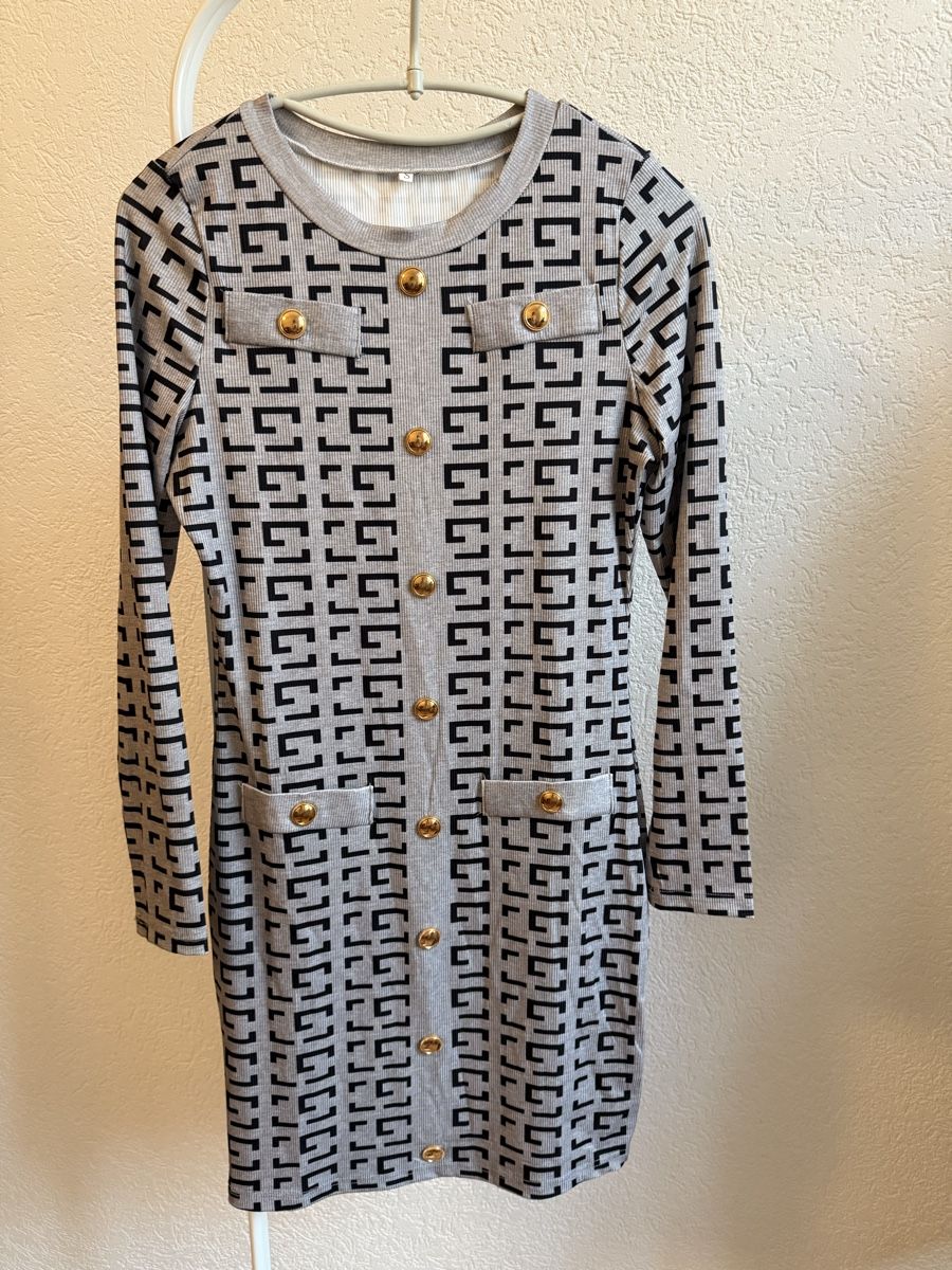 Vestiti: Robe gris/noir boutons dorés, t.S/36 – Usato da Tavannes venduto da Thriftshop